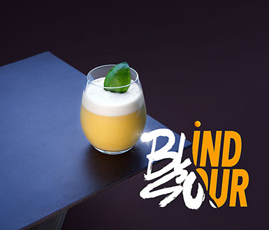 Photo du cocktail de Tigre Blanc, Blind Sour, avec titre en typo